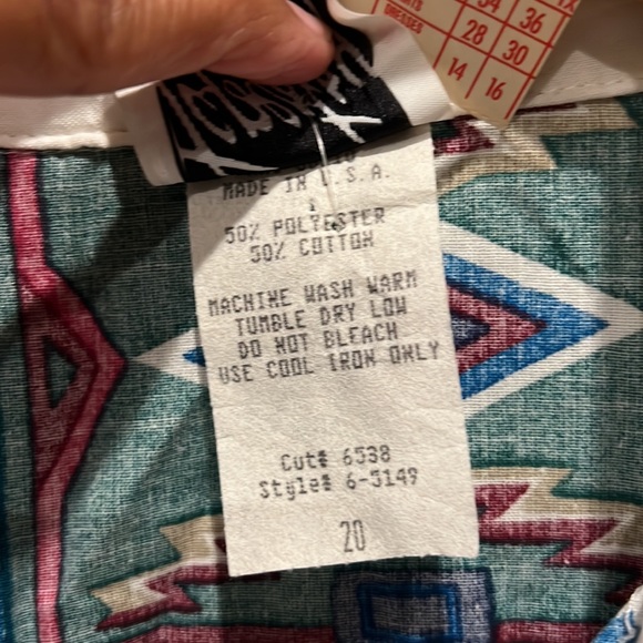 NWT Vintage Tapestry Southwestern Button Down Shirt - Picture 8 of 12